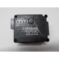 Моторчик заслонки отопителя VAG A8 [4D] (1994 - 1998) 4D0820511
