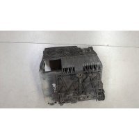 Полка под АКБ, Renault Megane 2 2002-2009 2007 8200467409