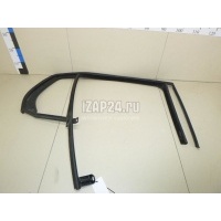 Направляющая стекла двери VAG Golf V (2003 - 2009) 1K6839432G5AP