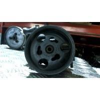 Насос гидроусилителя руля (ГУР) Ford Fiesta 1995-2000 2000 1361818