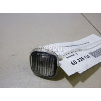 Повторитель на крыло белый VAG Fabia (1999 - 2007) 1U0949127B