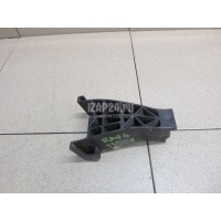 Кронштейн переднего бампера Toyota RAV 4 (2006 - 2013) 5211642010