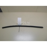 Накладка стекла заднего правого GM Astra H / Family (2004 - 2015) 13124162