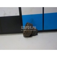 Подушка радиатора Toyota Hilux (2005 - 2015) 8846728040