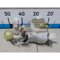 Блок предохранителей Toyota Corolla E12 (2001 - 2007) 8273012160