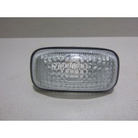 Повторитель на крыло белый Nissan Almera Classic (B10) (2006 - 2013) 2616095F0A