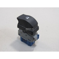 Кнопка стеклоподъемника Renault Duster (2012 - ) 8200476809
