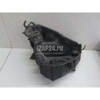 Корпус воздушного фильтра VAG A8 [4E] (2002 - 2010) 06E133836A