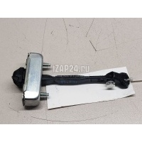 Ограничитель двери Toyota ES (SV40) (2006 - 2012) 6861033080
