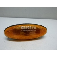 Повторитель на крыло желтый Mazda B-серия (UN) (1999 - 2006) UH8151120