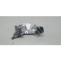 Кронштейн ТНВД VAG Touareg (2002 - 2010) 059130147P