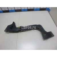 Направляющая заднего бампера правая Ford Focus III (2011 - 2019) 1729766