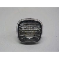 Повторитель на крыло белый VAG Fabia (1999 - 2007) 1U0949127B