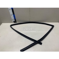 Уплотнитель стекла двери Land Rover Freelander 2 (2007 - 2014) LR007492