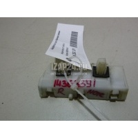 Направляющая заднего бампера правая Nissan Note (E11) (2006 - 2013) 852289U000