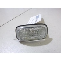 Повторитель на крыло белый Nissan Almera Classic (B10) (2006 - 2013) 2616095F0A