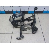 Кронштейн (сопут. товар) VAG A4 [B6] (2000 - 2004) 4B0614119R