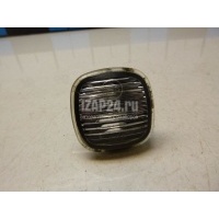 Повторитель на крыло белый VAG Fabia (1999 - 2007) 1U0949127B