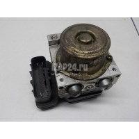 Блок ABS (насос) Nissan X-Trail (T30) (2001 - 2006) 476008H720