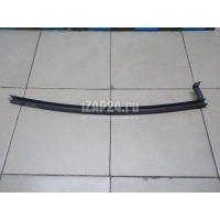 Направляющая стекла двери Renault Megane III (2009 - 2016) 822300011R