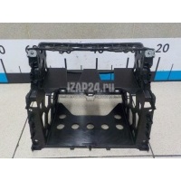 Рамка магнитолы VAG Polo (HB) (2009 - 2017) 6R0858005C