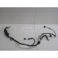 Проводка (коса) Toyota Avensis I (1997 - 2003) 8215205430