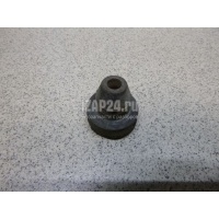 Подушка радиатора Toyota Hilux (2005 - 2015) 8846728040