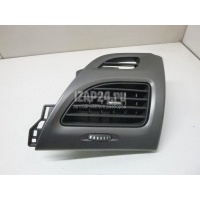 Дефлектор воздушный Renault Megane III (2009 - 2016) 687607366R