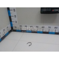 Хомут металлический Land Rover Discovery III (2004 - 2009) JEG500070