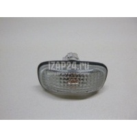Повторитель на крыло белый Nissan Almera Classic (B10) (2006 - 2013) 2616095F0A