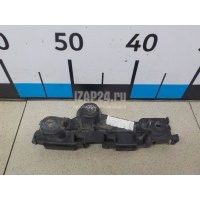 Кронштейн переднего бампера правый Renault Symbol II (2008 - 2012) 622221938R