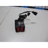Ответная часть ремня безопасности VAG Golf VII (2012 - 2020) 8V0857739QVZ