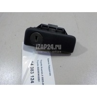 Замок бардачка Toyota Avensis II (2003 - 2008) 5550635020B1
