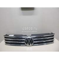 Решетка радиатора VAG Touareg (2010 - 2018) 7P6853651LZLL