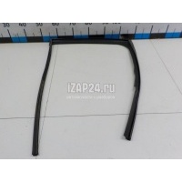 Уплотнитель стекла двери Mazda CX 5 (2012 - 2017) KD5372605D