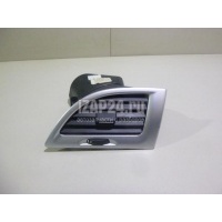 Дефлектор воздушный Renault Megane III (2009 - 2016) 687600979R