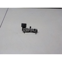 Крепеж Hyundai-Kia Carnival (2005 - 2014) 829404D000