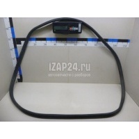Уплотнитель двери Renault Megane II (2003 - 2009) 8200077500