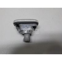 Повторитель на крыло белый Toyota Corolla E12 (2001 - 2007) 8173002023