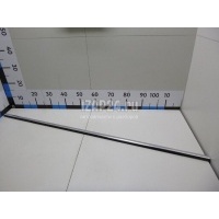 Накладка стекла переднего правого VAG Superb (2008 - 2015) 3T0837476A