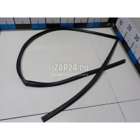 Уплотнитель стекла двери Suzuki Grand Vitara (1998 - 2005) 8366065D00