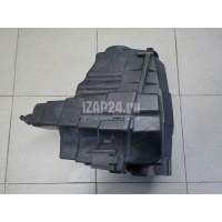 Корпус воздушного фильтра Land Rover Discovery III (2004 - 2009) PHB000498