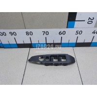 Накладка блока управления стеклоподъемниками Mazda CX 5 (2012 - 2017) KD45684L6E02