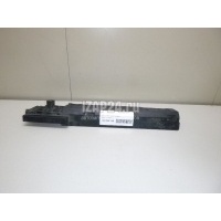 Кронштейн радиатора BMW 1-серия F20/F21 (2011 - ) 17117600537