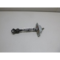 Ограничитель двери Toyota Hilux (2005 - 2015) 686300K020