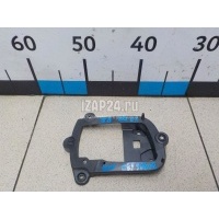 Кронштейн ручки Mitsubishi Grandis (NA#) (2004 - 2010) MN134446