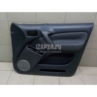 Обшивка двери передней правой Toyota RAV 4 (2000 - 2005) 6761042610B0