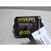 Опора двигателя Mazda BT-50 (2006 - 2012) UR5839040B