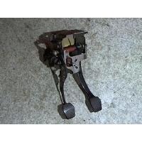 Узел педальный (блок педалей) Ford Cougar 1998 1086968