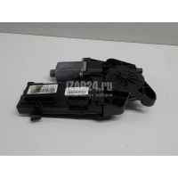 Моторчик стеклоподъемника Renault Megane III (2009 - 2016) 807310699R